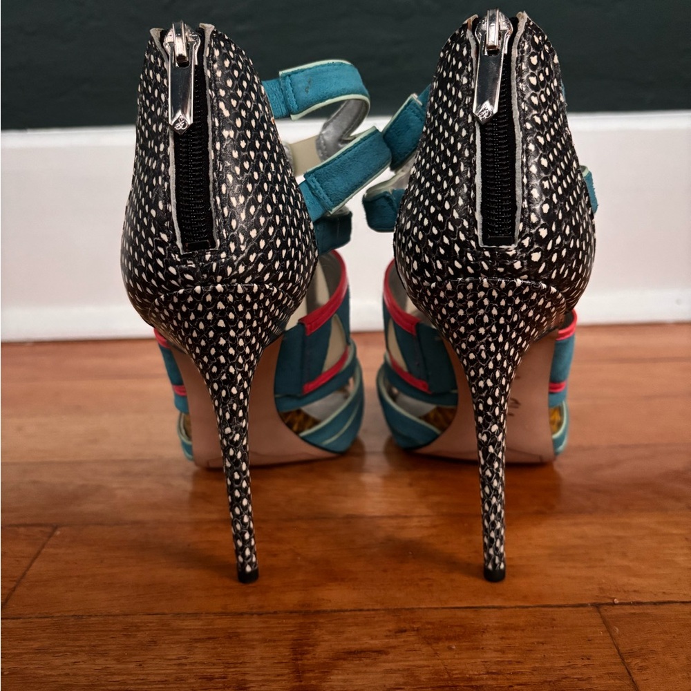 Sam Edelman Stylish Multi-Color Strappy Heels - Picture 4 of 5